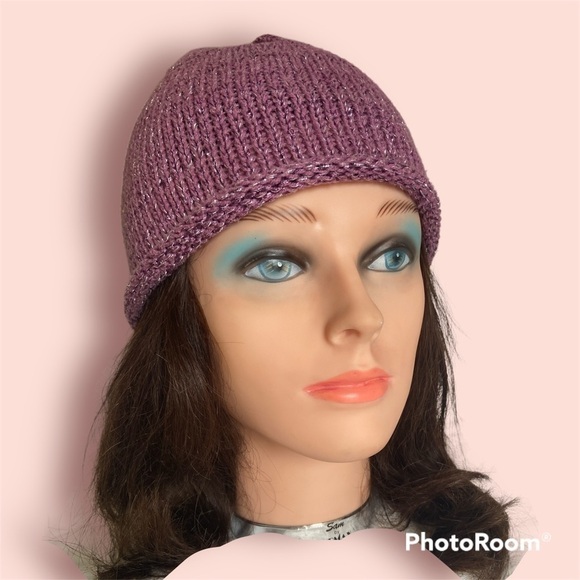 🦄 PURPLE Rolled Edge Beanie with Metallic Threading - Picture 2 of 9